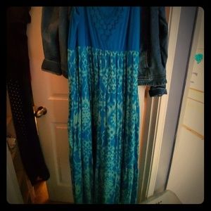 Cute and comfy maxi
